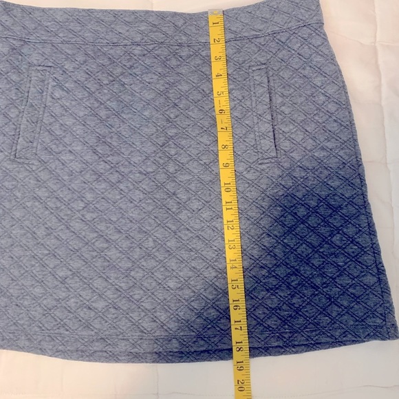 Loft Mini Quilt Pattern Skirt Size L - Picture 4 of 8